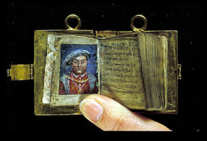 Miniature with the portrait of King Henry VIII, and the beginning of John Croke's English translation of Psalms. Stowe 956 ff. 1v-2 British Library. 
